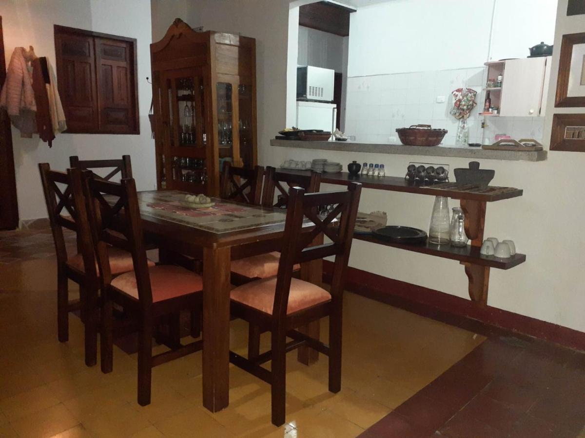 Hostal La Comedia Jardín Εξωτερικό φωτογραφία